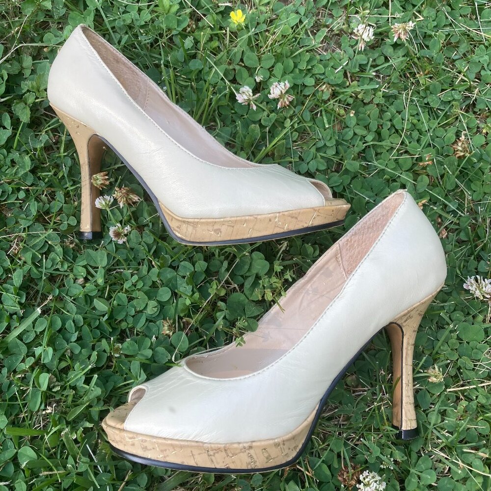 Open Toe Platform Pump, Women's Size 2.5, Cream